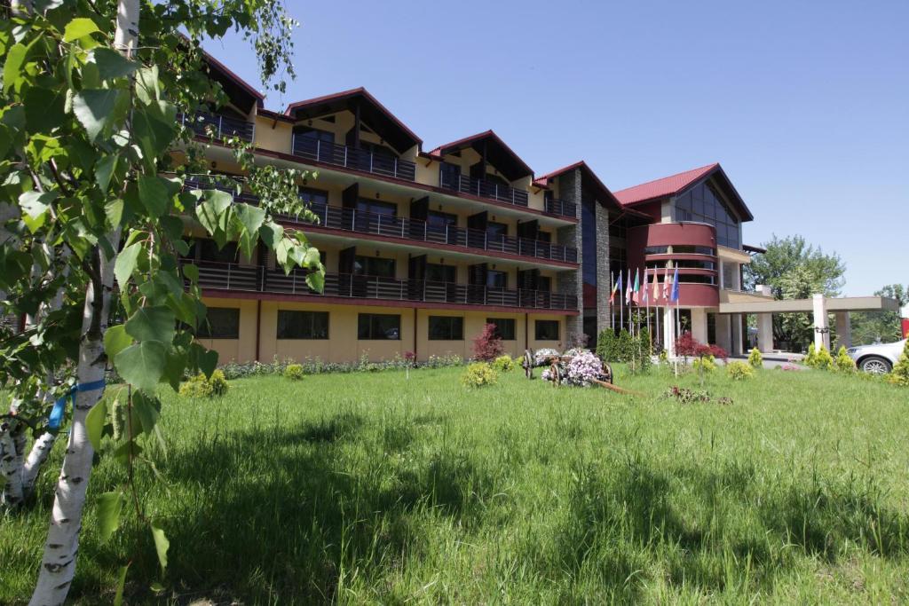 Bucium Motel & Spa Iasi Extérieur photo